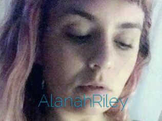 Alanah_Riley