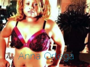 Anna_Ortega