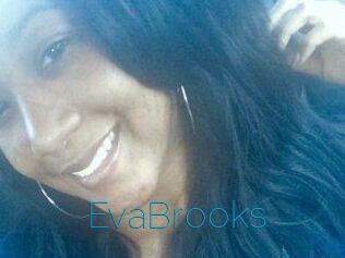 Eva_Brooks