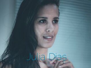 Julia_Dias