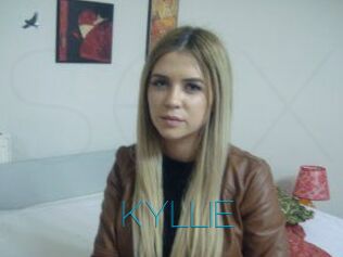 KYLLIE_