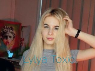 Lylya_Toxic