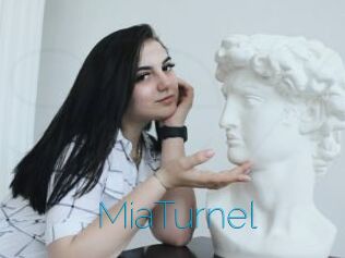 MiaTurnel