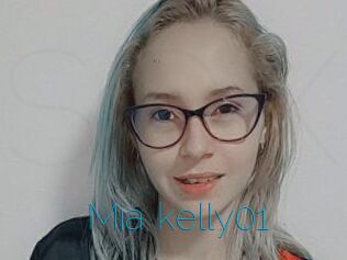 Mia_kelly01