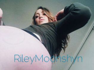 RileyMoonshyn